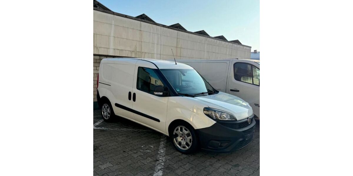 Fiat Doblo 135.000 km 6.800 &euro; Oberhausen 46049