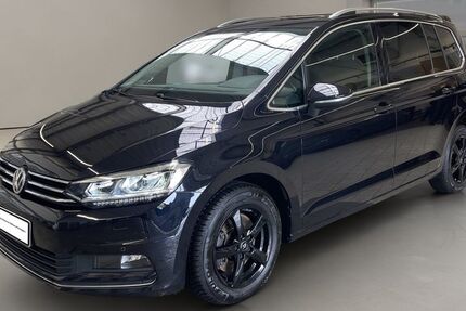 VW Touran 122.563 km 18.479 &euro; Krefeld 47805