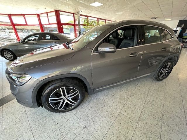 Mercedes-Benz GLA 200 39.660 km 31.500 &euro; Duisburg 47138