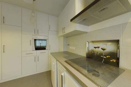 Wohnung Krefeld Stadtmitte - 3 Zimmer, 86 m&sup2;, 179.000&euro; | Angebot:25692563