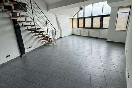 Wohnung Moers - 3 Zimmer, 109 m&sup2;, 1.145&euro; | Angebot:21756944