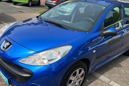 Peugeot 206 89.000 km 3.999 &euro; Essen 45147
