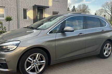 BMW 218 Active Tourer 174.253 km 9.690 &euro; Oberhausen 46047