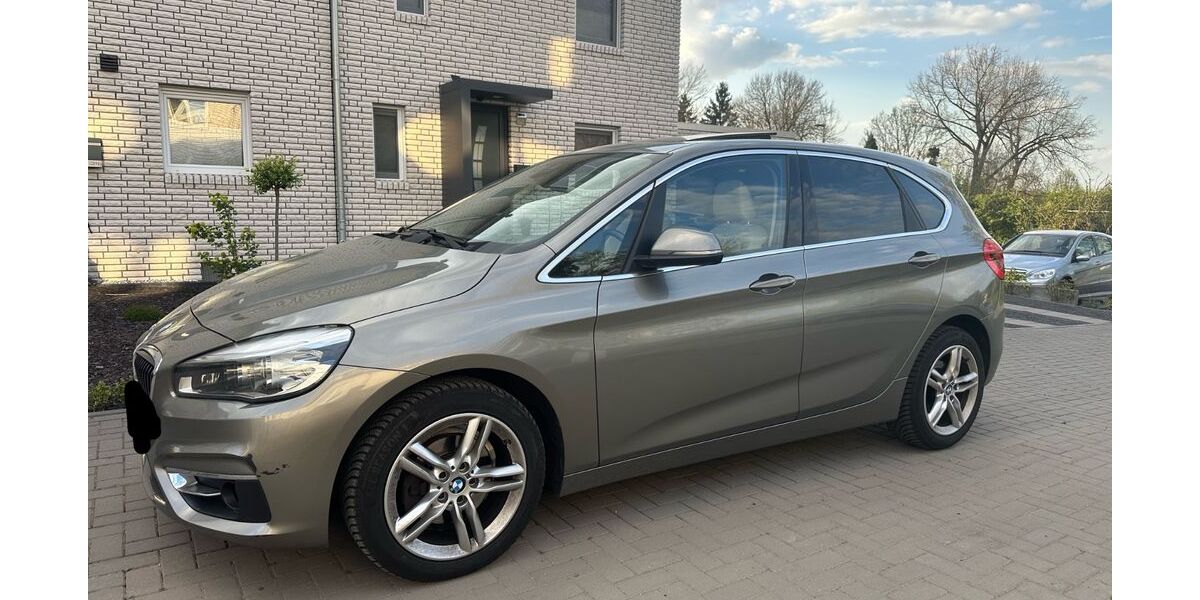 BMW 218 Active Tourer 174.253 km 9.990 &euro; Oberhausen 46047