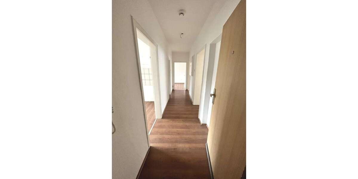 Etagenwohnung Duisburg - 3 Zimmer, 62 m&sup2;, 379&euro; | Angebot:26107348