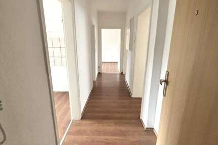Wohnung Duisburg - 3 Zimmer, 62 m&sup2;, 379&euro; | Angebot:26107348