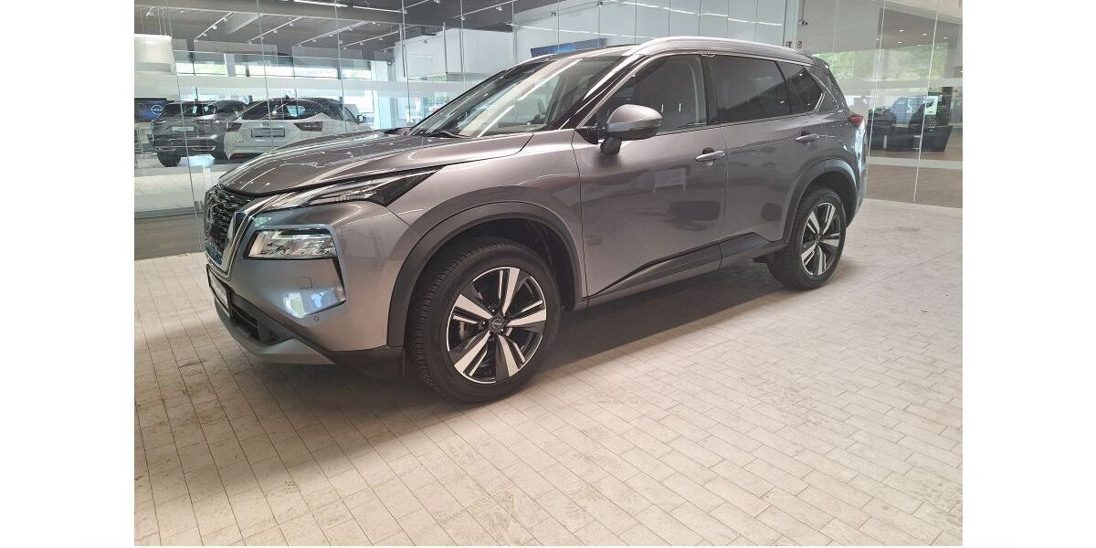 Nissan X-Trail 32.909 km 28.490 &euro; Duisburg 47167