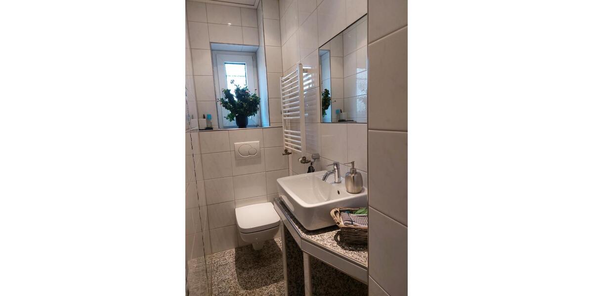 Doppelhaushälfte Duisburg Rheinhausen - 6 Zimmer, 130 m&sup2;, 450.000&euro; | Angebot:25892796