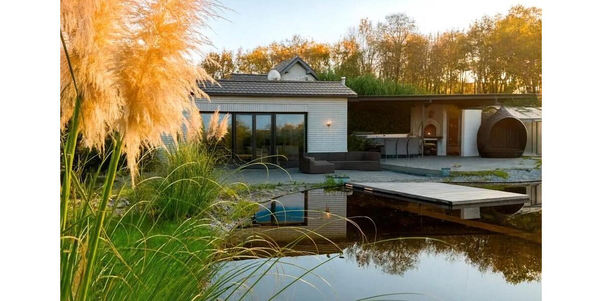 Einfamilienhaus Moers Rheinkamp - 10 Zimmer, 362 m&sup2;, 1.250.000&euro; | Angebot:25612815