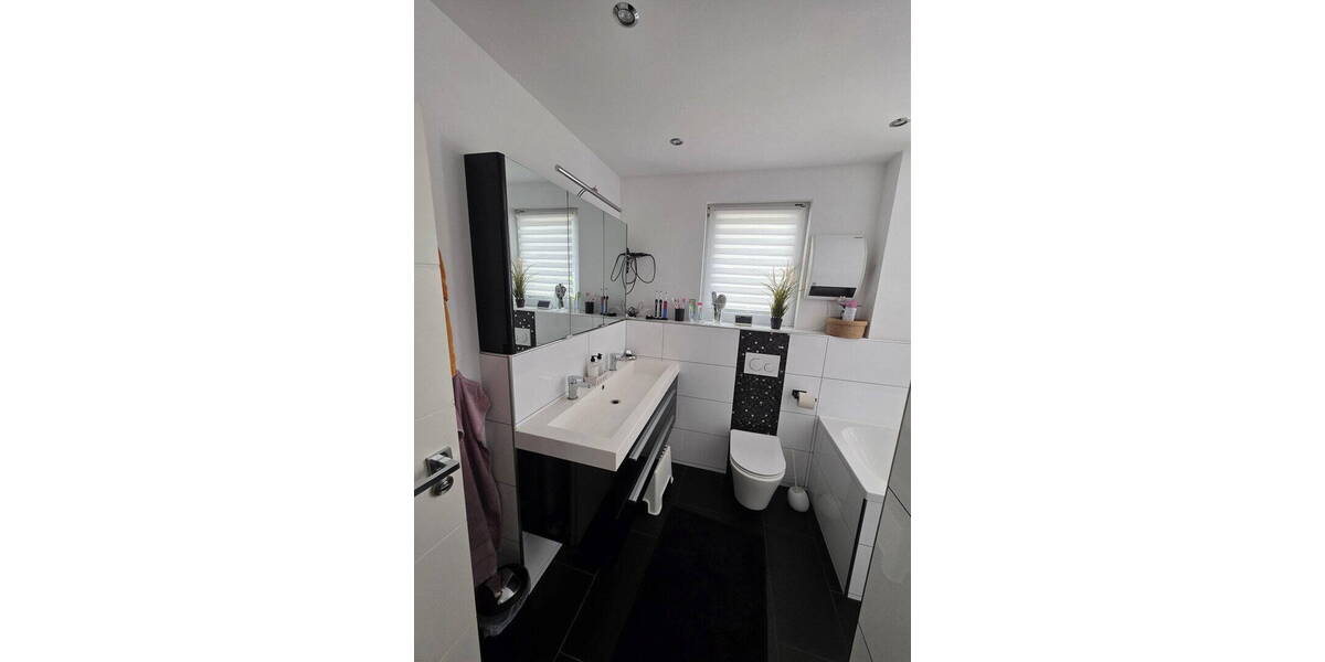 Doppelhaushälfte Krefeld Inrath/Kliedbruch - 7 Zimmer, 148 m&sup2;, 520.000&euro; | Angebot:26061659