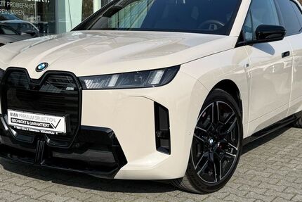 BMW iX 26.684 km 91.930 &euro; Mülheim 45472