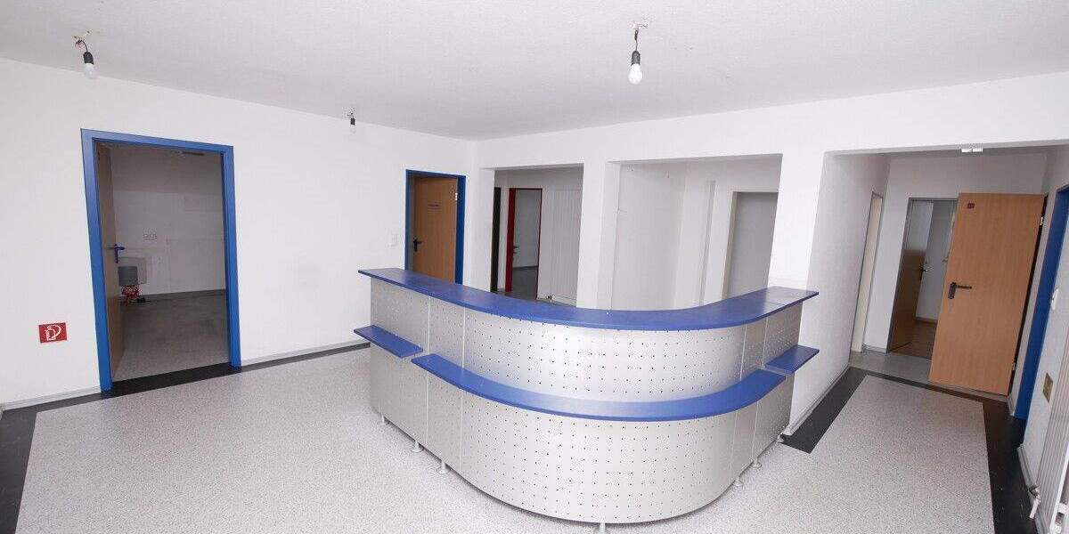 Gewerbeobjekt Gelsenkirchen / Buer Buer - 5 Zimmer, 140 m&sup2;, 1.050&euro; | Angebot:25707099