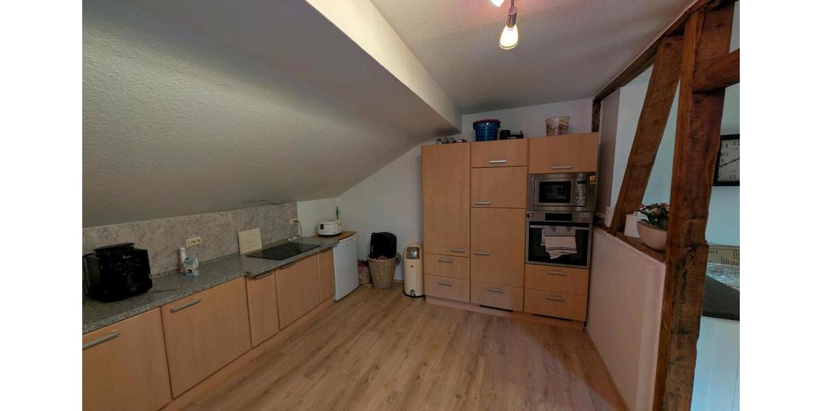 Dachgeschoßwohnung Essen Stadtbezirk VII - 2 Zimmer, 70 m&sup2;, 580&euro; | Angebot:26032935