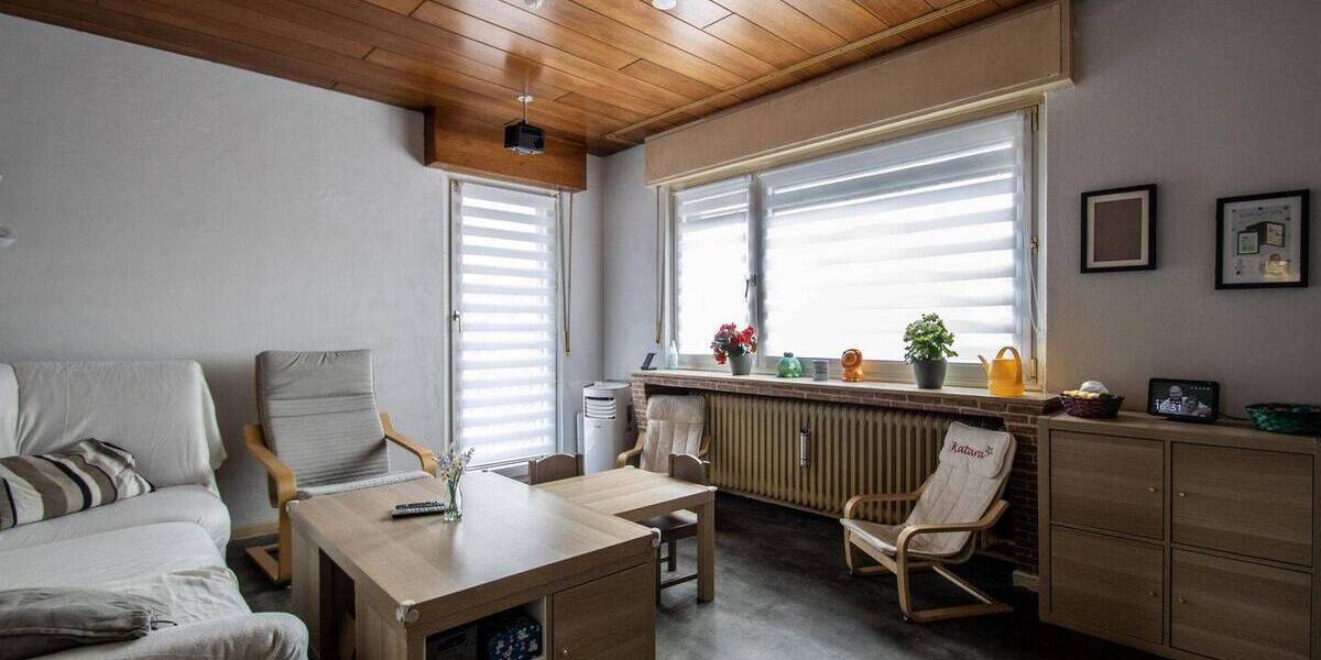 Mehrfamilienhaus, Wohnhaus Voerde - 6 Zimmer, 150 m&sup2;, 349.000&euro; | Angebot:26306989