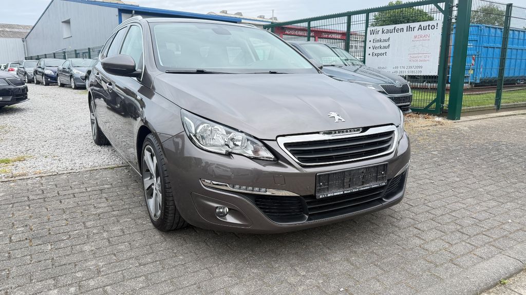 Peugeot 308 129.000 km 7.900 &euro; Geldern 47608