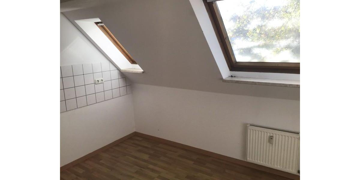 Dachgeschoßwohnung Gelsenkirchen Gelsenkirchen-West - 3.5 Zimmer, 60 m&sup2;, 454&euro; | Angebot:23677672
