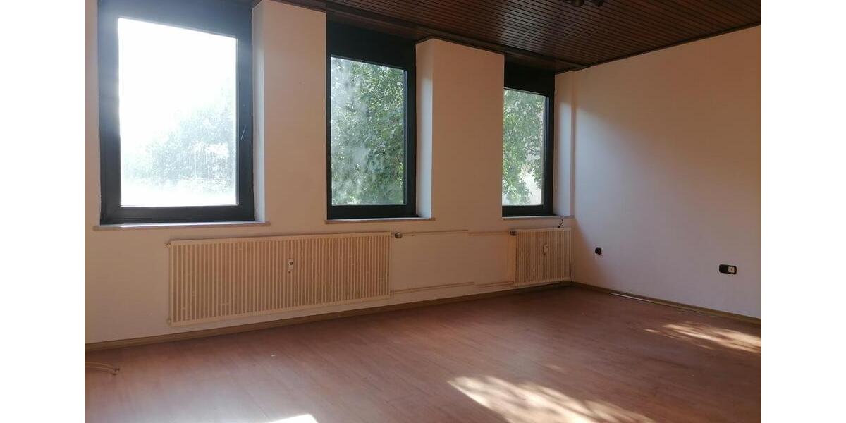 Etagenwohnung Duisburg Hamborn - 4 Zimmer, 82 m&sup2;, 540&euro; | Angebot:25840859