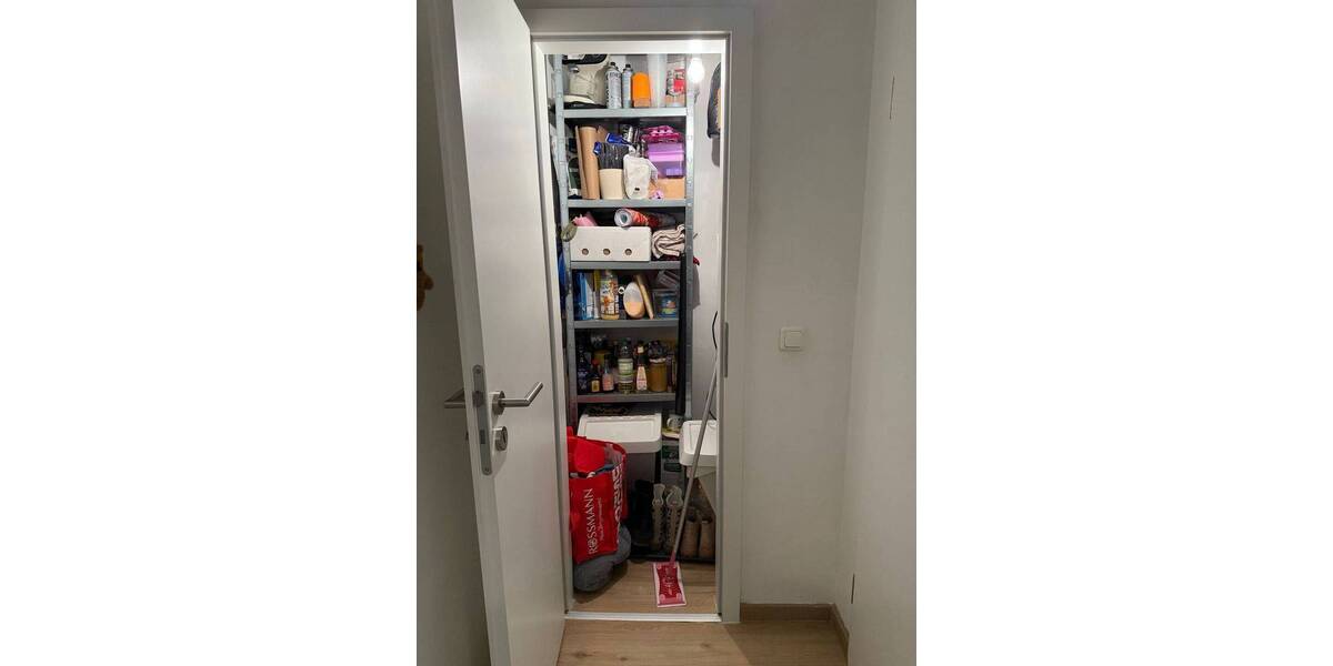Etagenwohnung Duisburg Duissern - 3 Zimmer, 75 m&sup2;, 675&euro; | Angebot:26257318