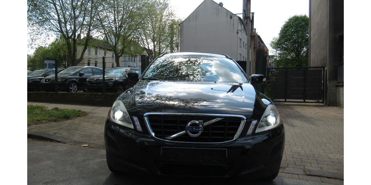 Volvo XC60 198.000 km 9.900 &euro; Gelsenkirchen 45889