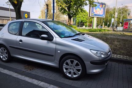 Peugeot 206 70.000 km 2.150 &euro; Duisburg 47055