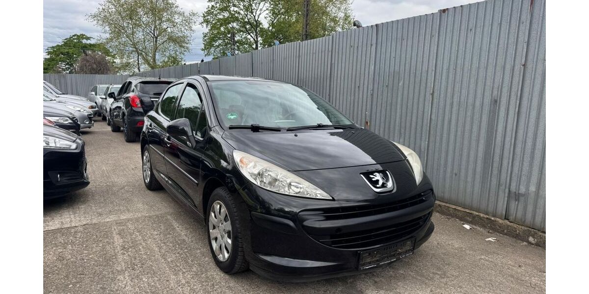 Peugeot 207 130.000 km 3.000 &euro; Essen 45143