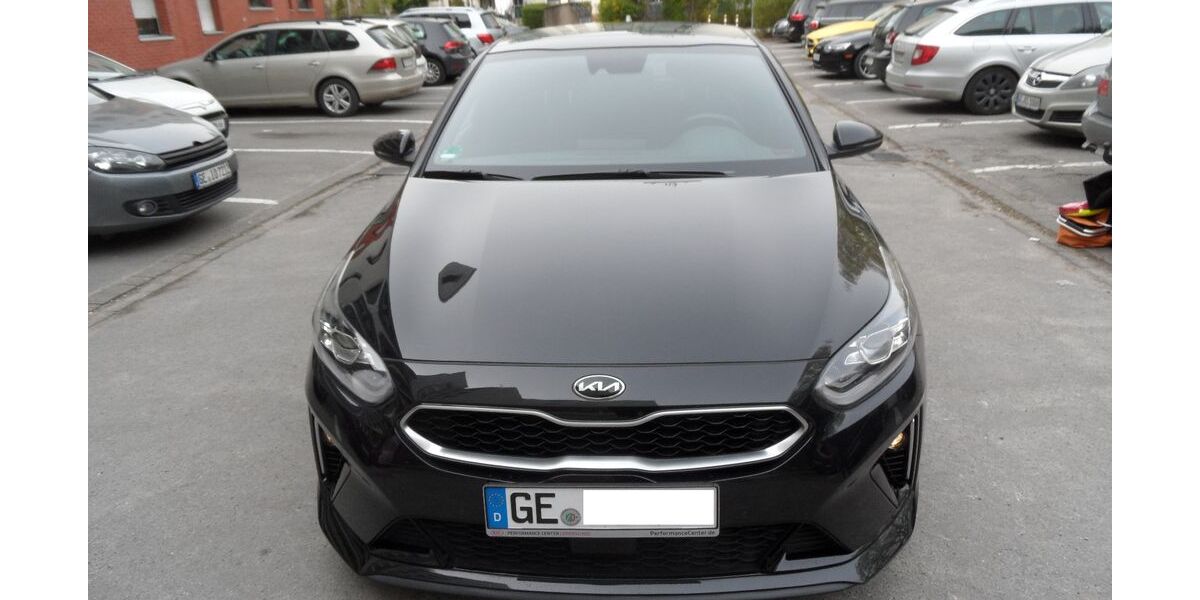Kia ceed / Ceed 33.659 km 21.250 &euro; Gelsenkirchen 45883