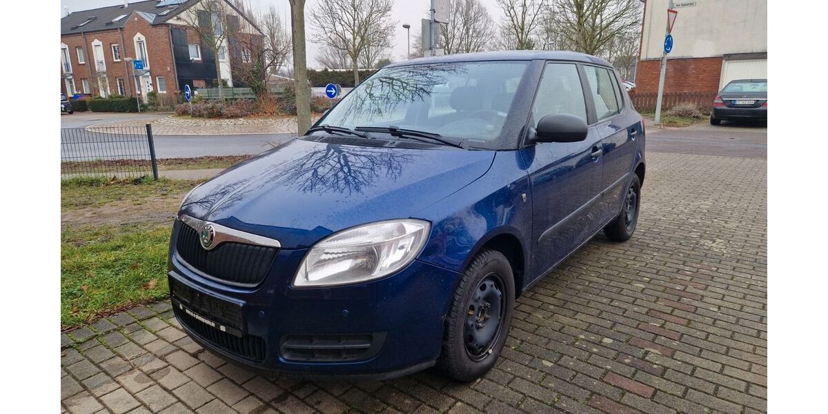 Skoda Fabia 185.201 km 1.549 &euro; Krefeld 47803