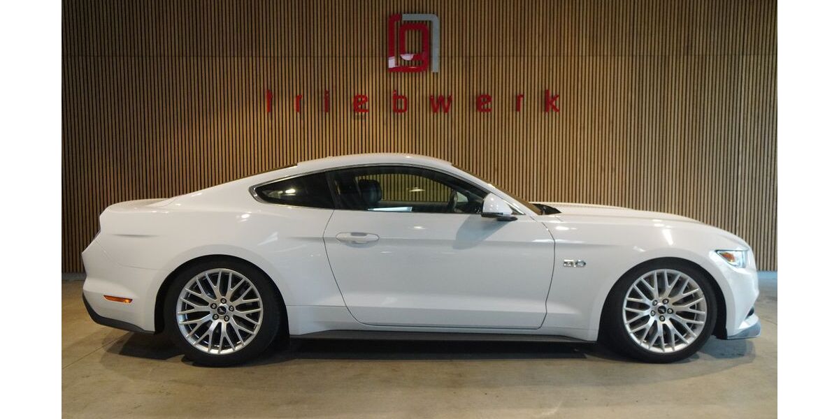 Ford Mustang 13.000 km 40.941 &euro; Duisburg 47228