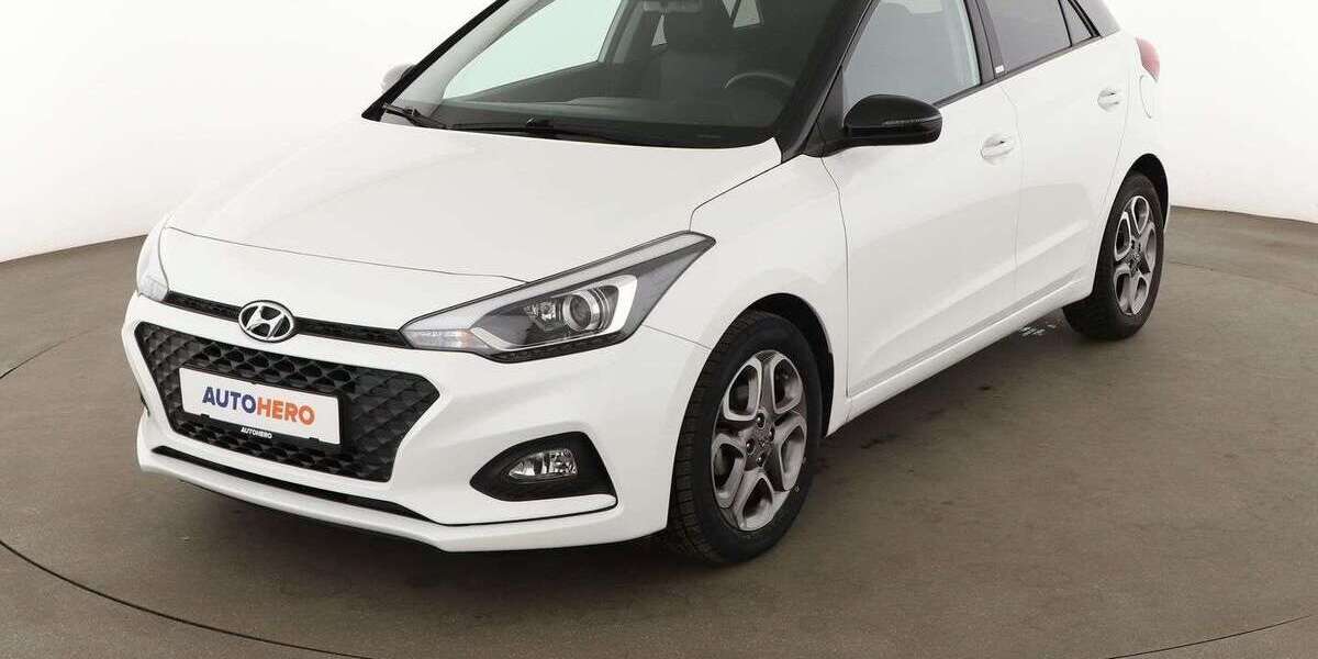Hyundai i20 42.392 km 12.130 &euro; Essen 45141