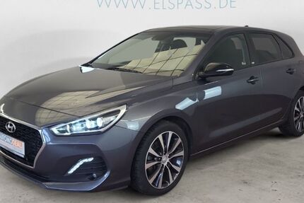 Hyundai i30 72.701 km 16.989 &euro; Moers 47445