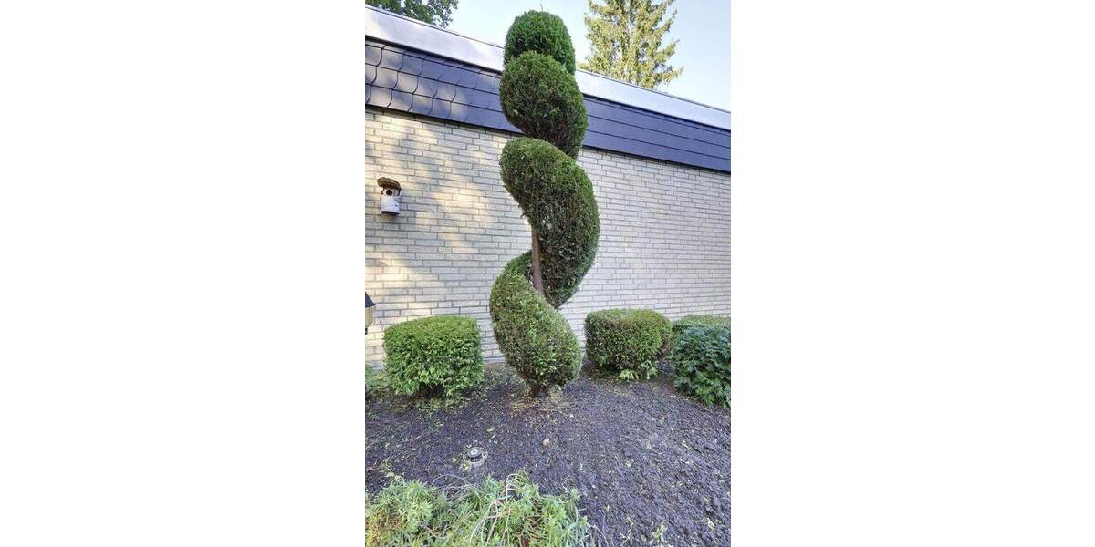 Bungalow Duisburg Alt-Homberg - 7 Zimmer, 190 m&sup2;, 599.000&euro; | Angebot:25716922