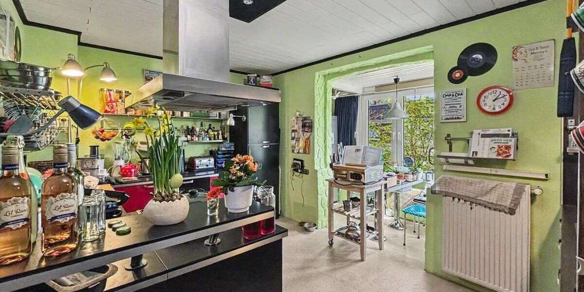 Einfamilienhaus Duisburg Mittelmeiderich - 8 Zimmer, 170 m&sup2;, 369.000&euro; | Angebot:26249828