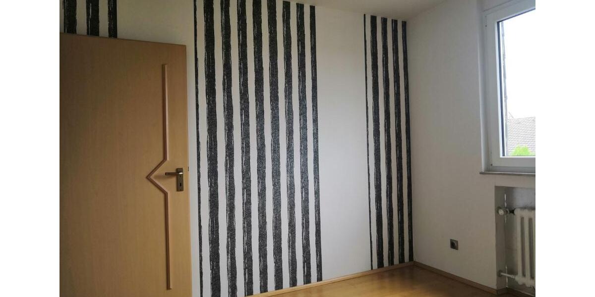 Etagenwohnung Essen Stadtbezirk IV - 3 Zimmer, 76 m&sup2;, 520&euro; | Angebot:22892548