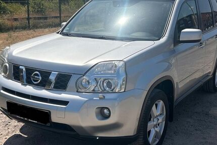 Nissan X-Trail 238.000 km 5.400 &euro; Oberhausen 46049