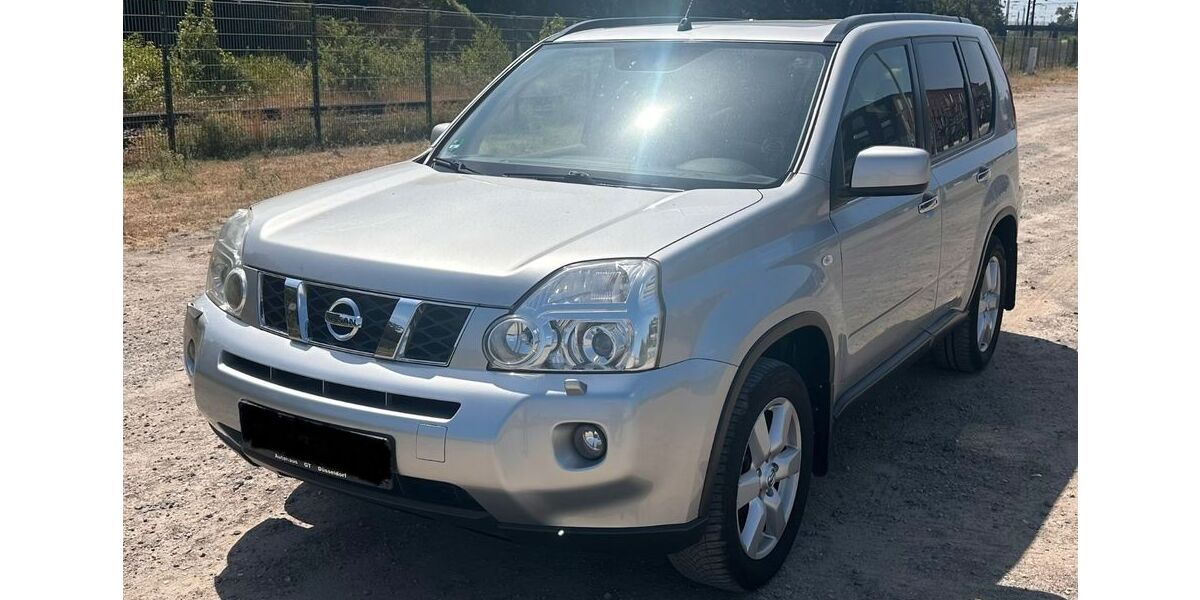 Nissan X-Trail 238.000 km 5.400 &euro; Oberhausen 46049