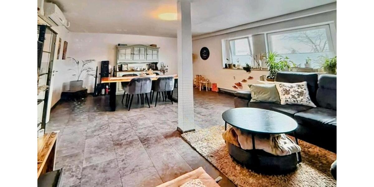 Dachgeschoßwohnung Oberhausen Rothebusch - 3 Zimmer, 95 m&sup2;, 1.000&euro; | Angebot:26253421