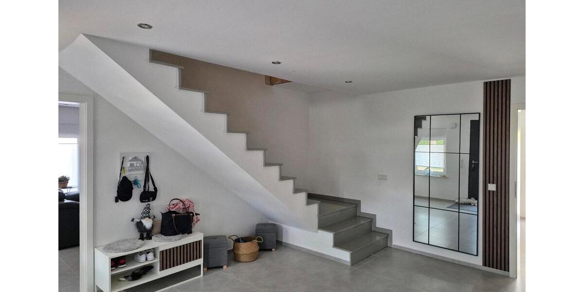 Einfamilienhaus Marl - 7 Zimmer, 270 m&sup2;, 547.000&euro; | Angebot:26268740