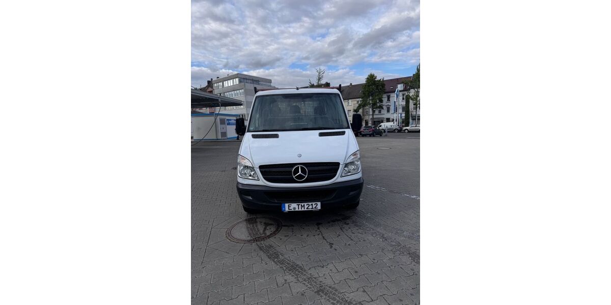 Mercedes-Benz Sprinter 145.702 km 16.000 &euro; Essen 45277