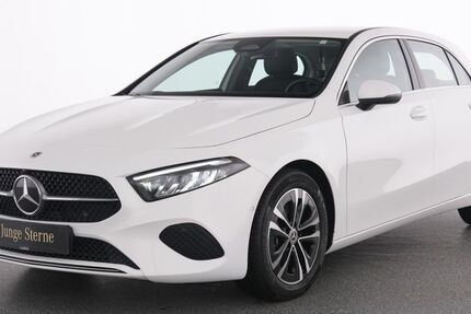 Mercedes-Benz A 180 9.806 km 29.985 &euro; Essen 45309