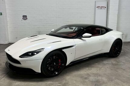 Aston Martin DB11 13.200 km 128.000 &euro; Krefeld 47805