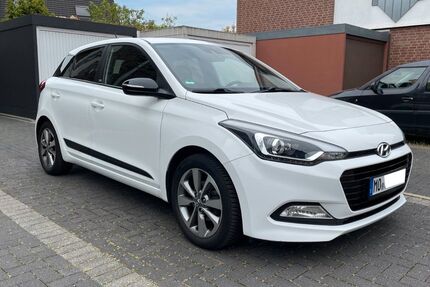 Hyundai i20 166.000 km 6.890 &euro; Moers 47443