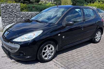 Peugeot 206 147.000 km 2.499 &euro; Mülheim 45473