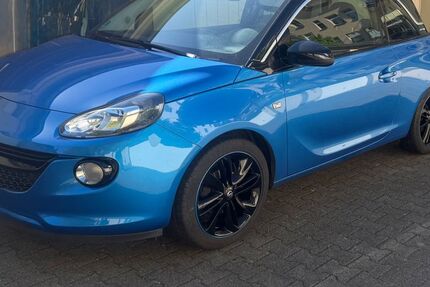 Opel Adam 95.000 km 8.600 &euro; Essen 45144