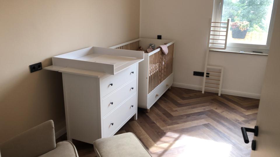 Etagenwohnung Krefeld Cracau - 4 Zimmer, 112 m&sup2;, 1.240&euro; | Angebot:25871602