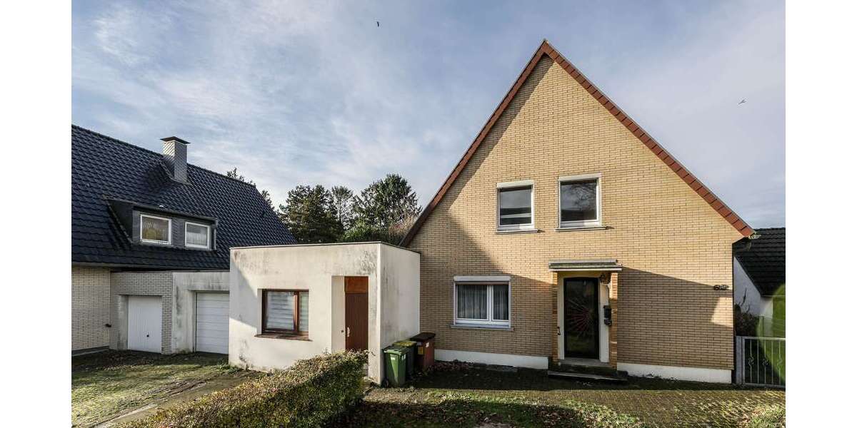 Einfamilienhaus Mülheim Heißen - 6.5 Zimmer, 139 m&sup2;, 450.000&euro; | Angebot:24488859