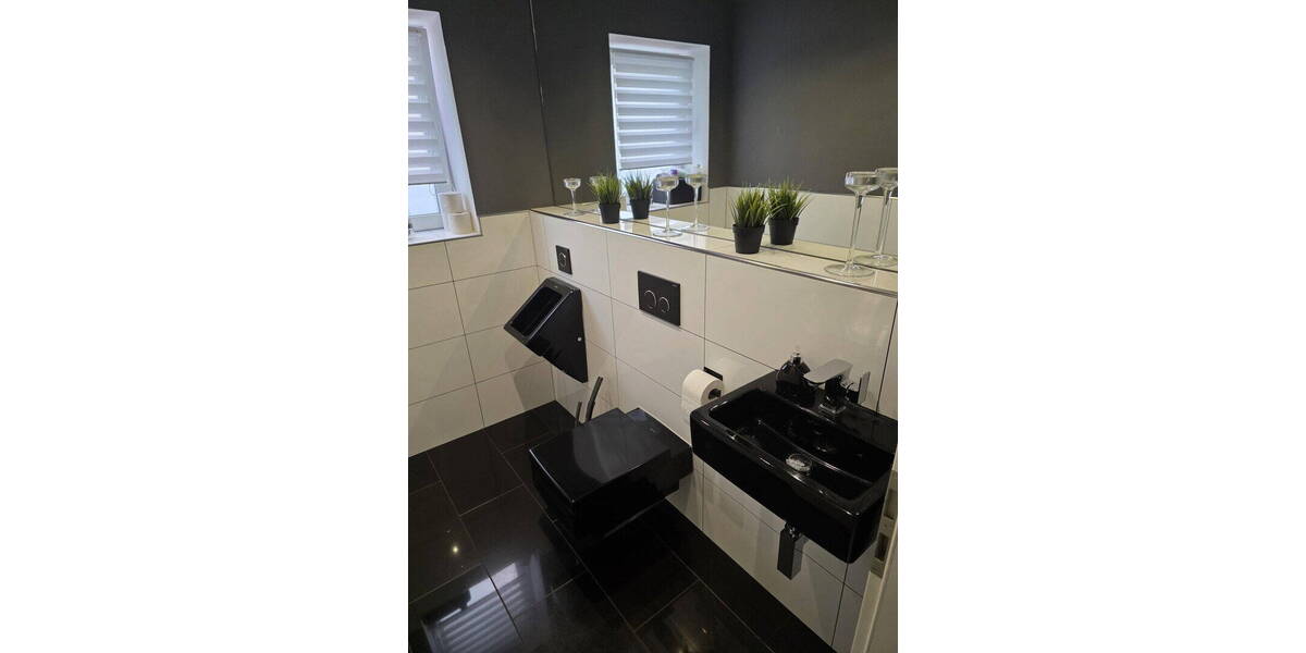 Doppelhaushälfte Krefeld Inrath/Kliedbruch - 7 Zimmer, 148 m&sup2;, 520.000&euro; | Angebot:26061659