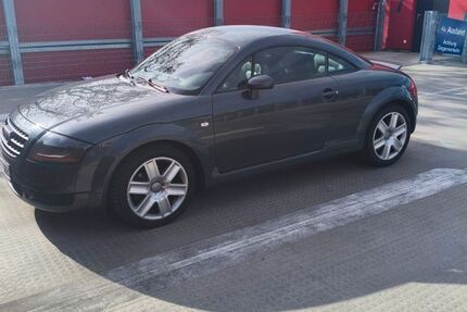 Audi TT 200.100 km 4.200 &euro; Gelsenkirchen 45896