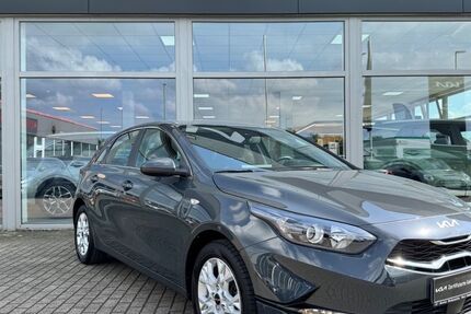 Kia ceed / Ceed 53.000 km 18.490 &euro; Dinslaken 46539