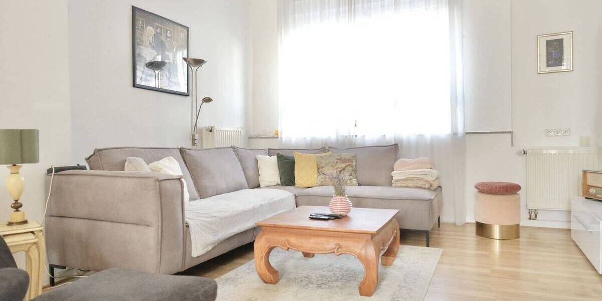 Einfamilienhaus Krefeld Cracau - 7 Zimmer, 139 m&sup2;, 349.000&euro; | Angebot:26118122