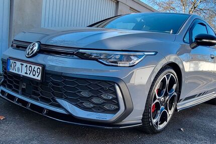 VW Golf 8.000 km 38.500 &euro; Krefeld 47829